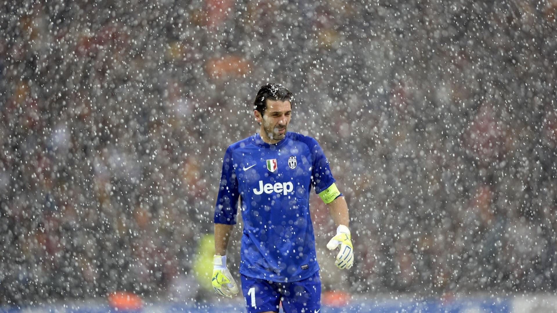 制霸禁区！蔡恩狂轰25分6篮板2助攻2封盖，率队主场告捷